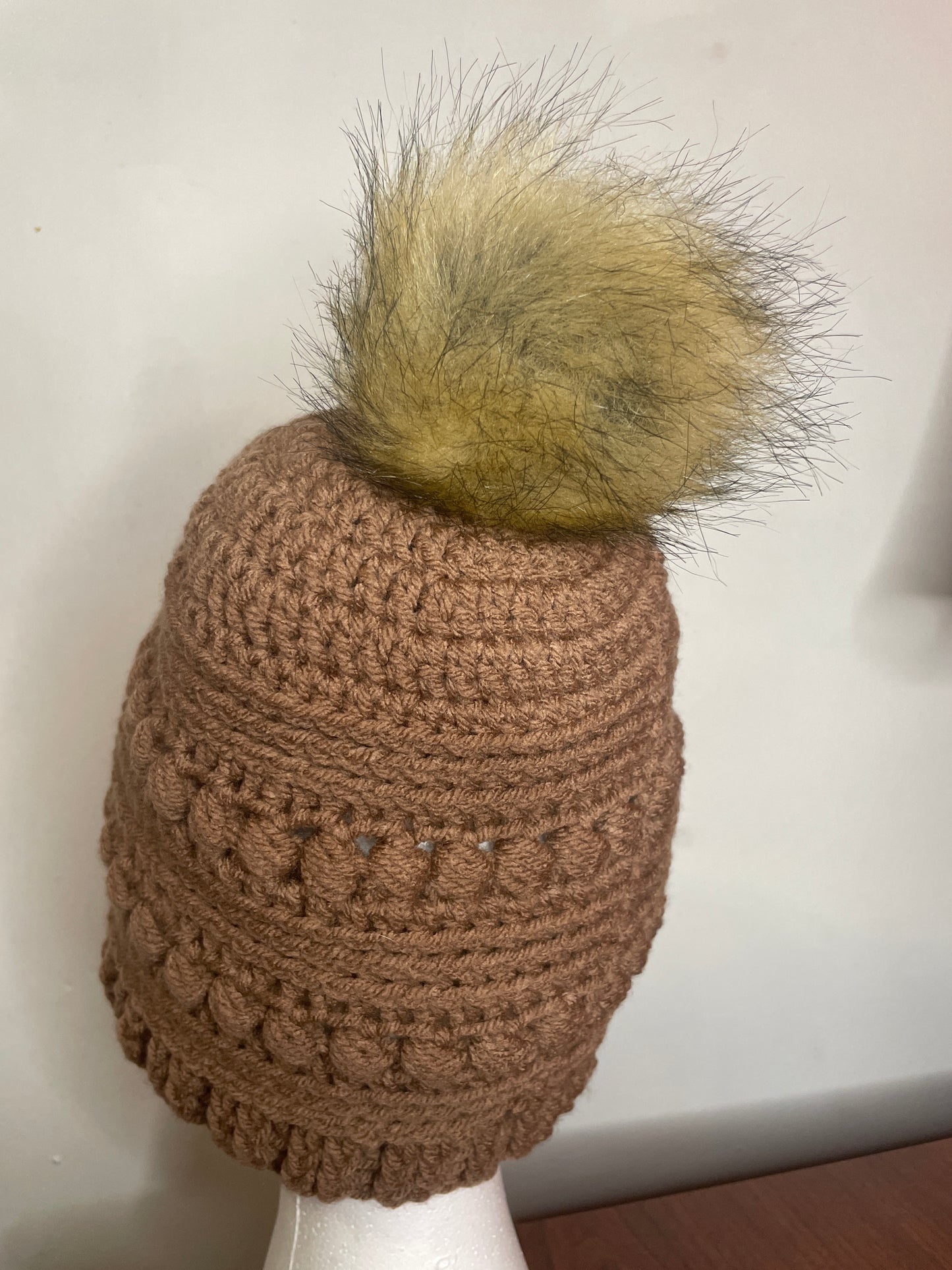 Ladies Medium Winter Hat